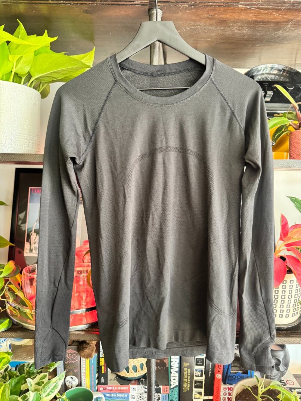 Lululemon Long Sleeve Black Crewneck Shirt with Thumb Holes